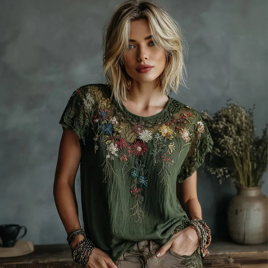 Women's Retro Floral Art Embroidery Casual Cotton Linen T-shirt